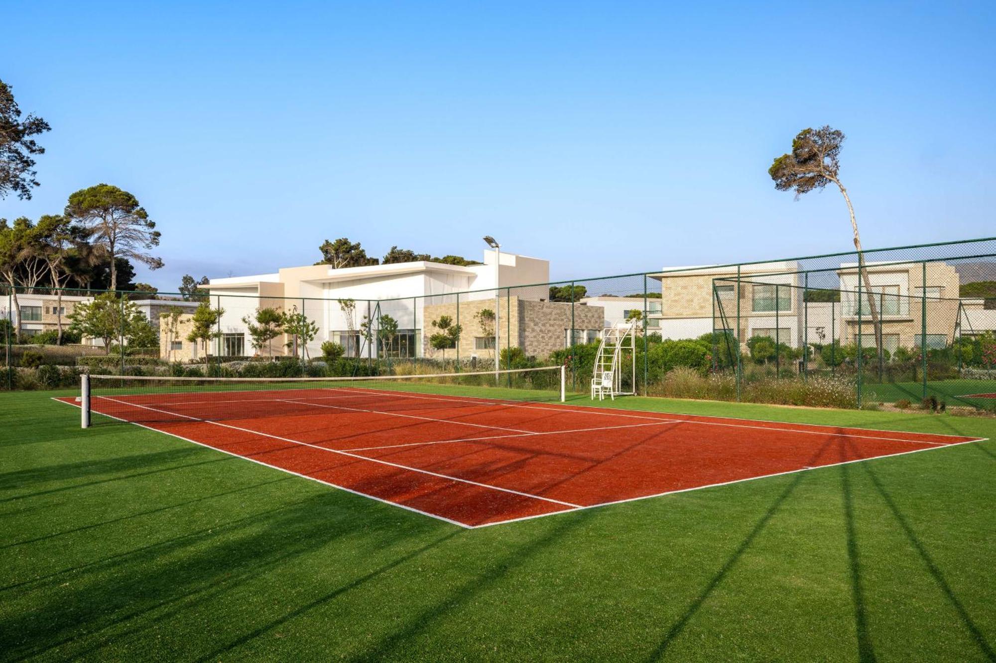 Radisson Blu Resort Al Hoceïma Eksteriør bilde Tennis court