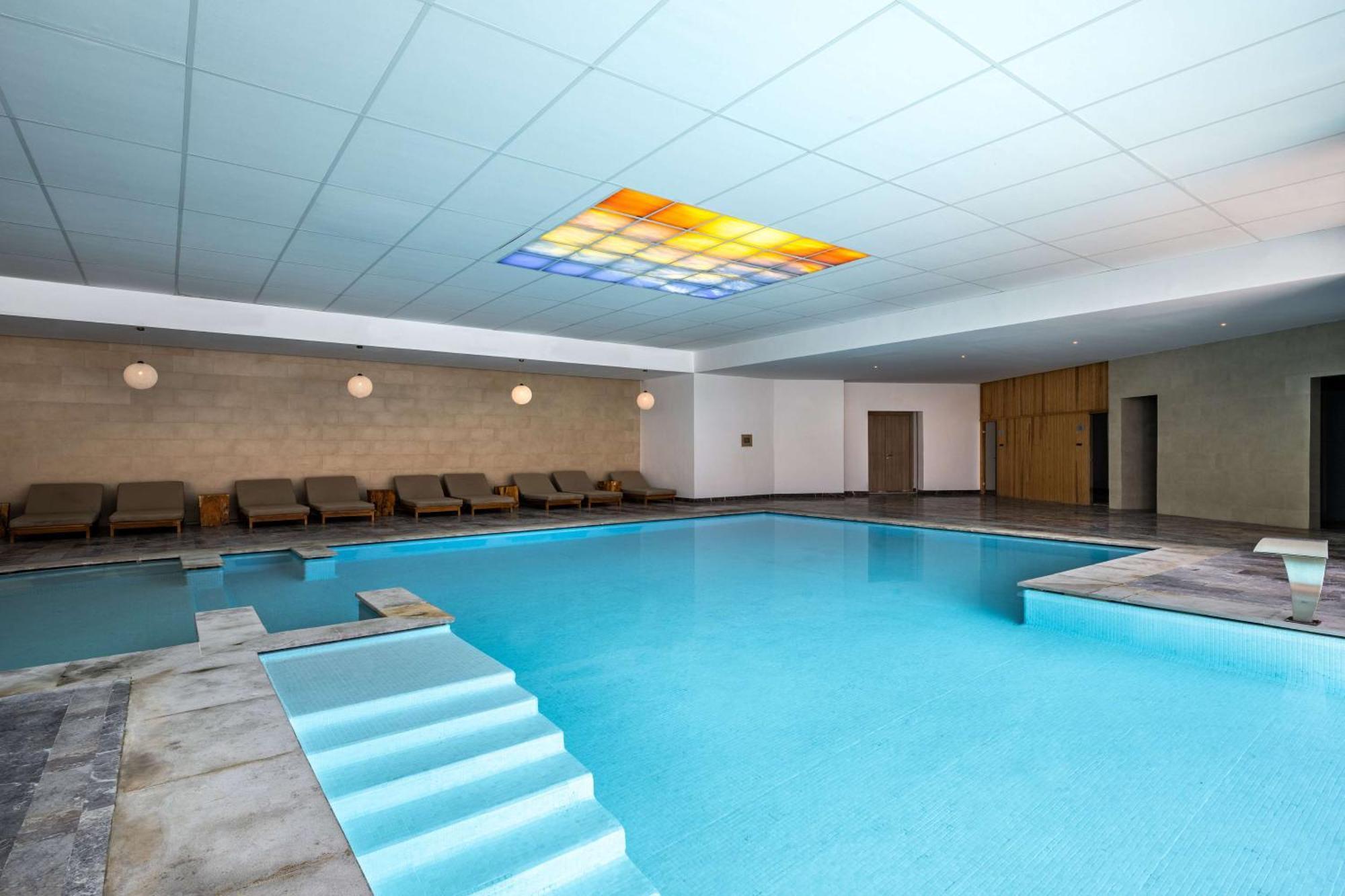 Radisson Blu Resort Al Hoceïma Eksteriør bilde The swimming pool