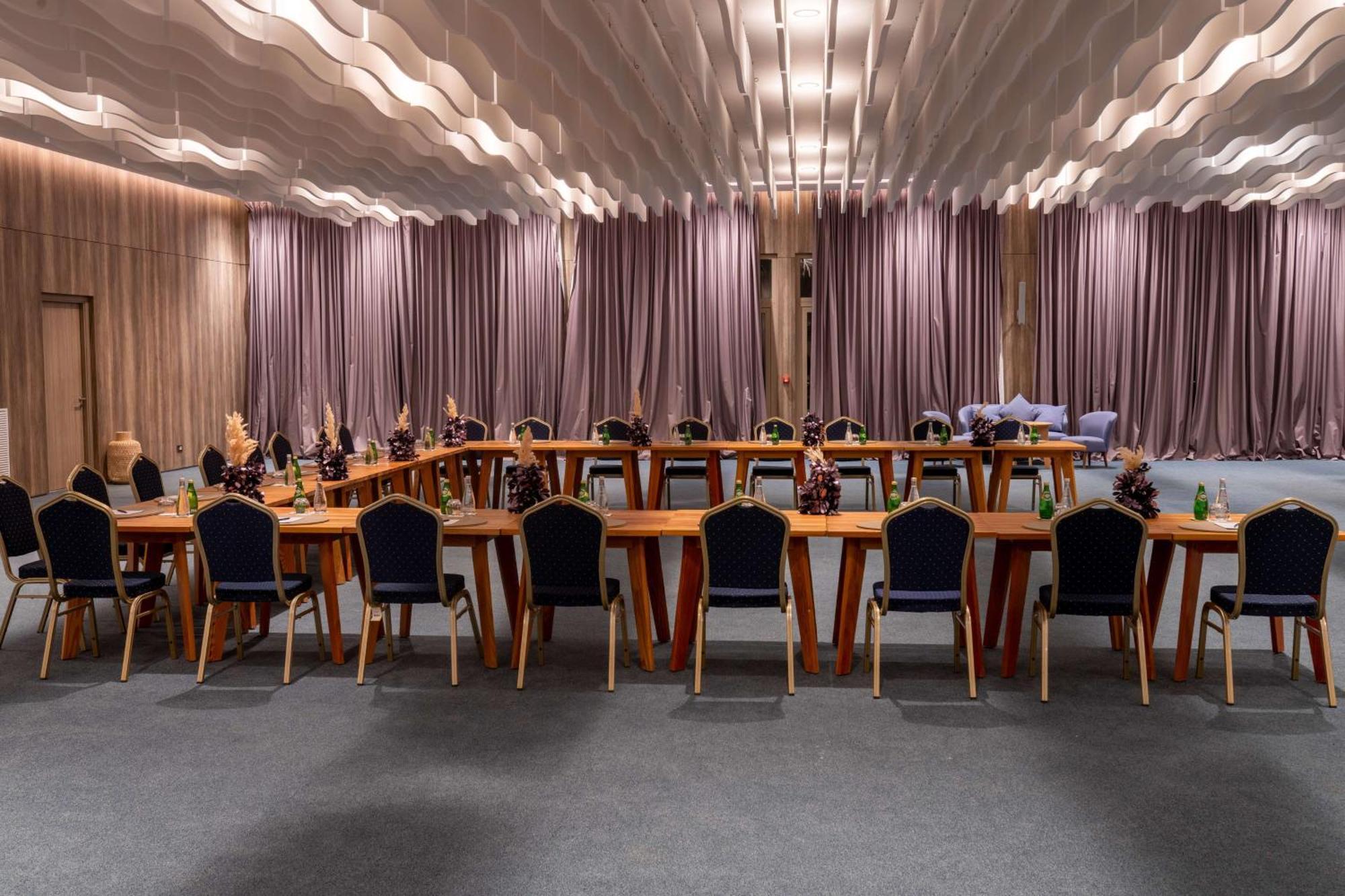Radisson Blu Resort Al Hoceïma Eksteriør bilde The conference room