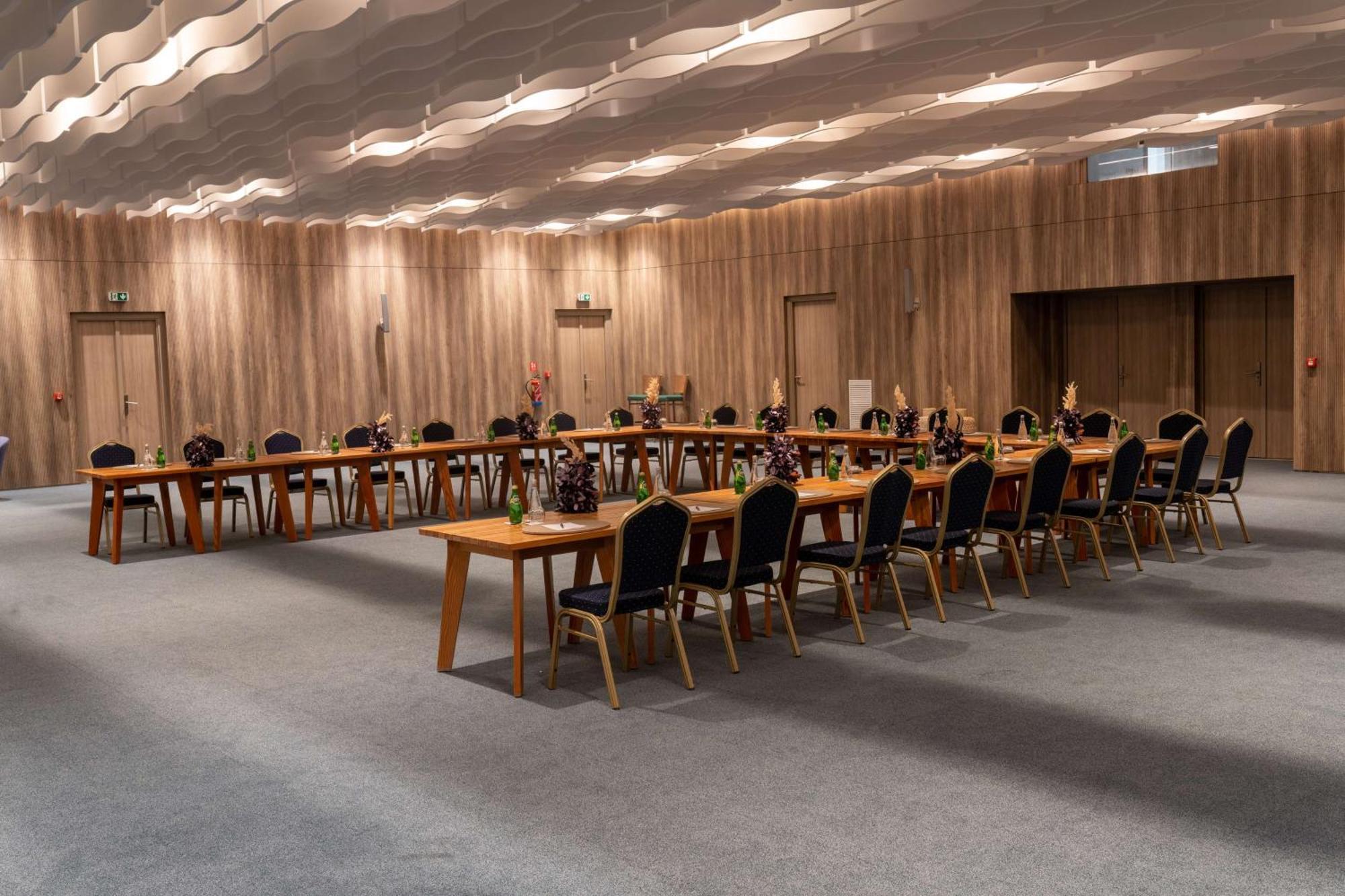 Radisson Blu Resort Al Hoceïma Eksteriør bilde The conference room of the German Bundestag