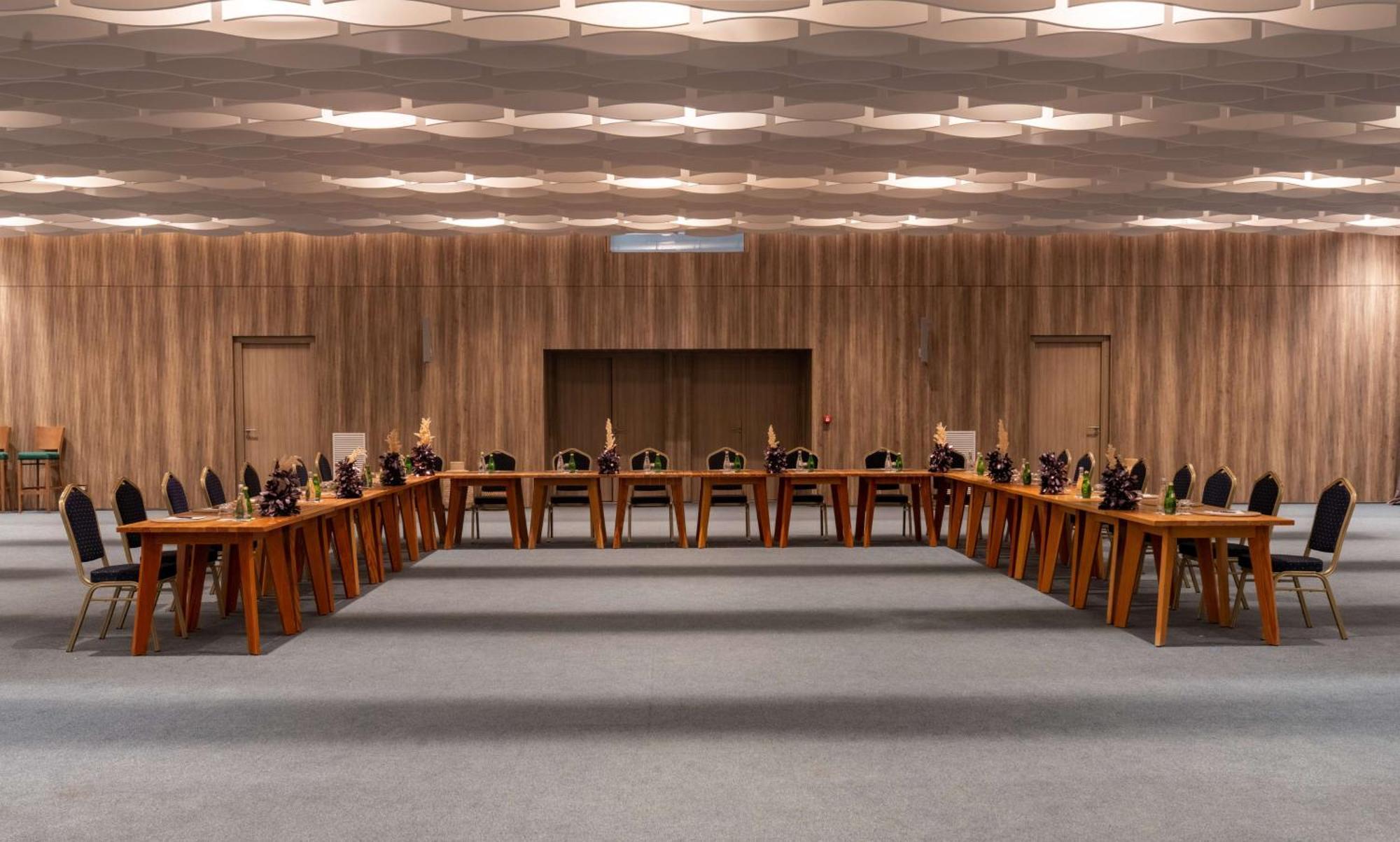 Radisson Blu Resort Al Hoceïma Eksteriør bilde The conference room of the Federal Council